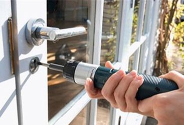 Pewaukee WI Locksmith Store Pewaukee, WI 262-232-6132 Pewaukee WI Locksmith Store Pewaukee, WI 262-232-6132